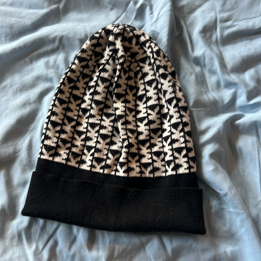 michael kors winter hat
